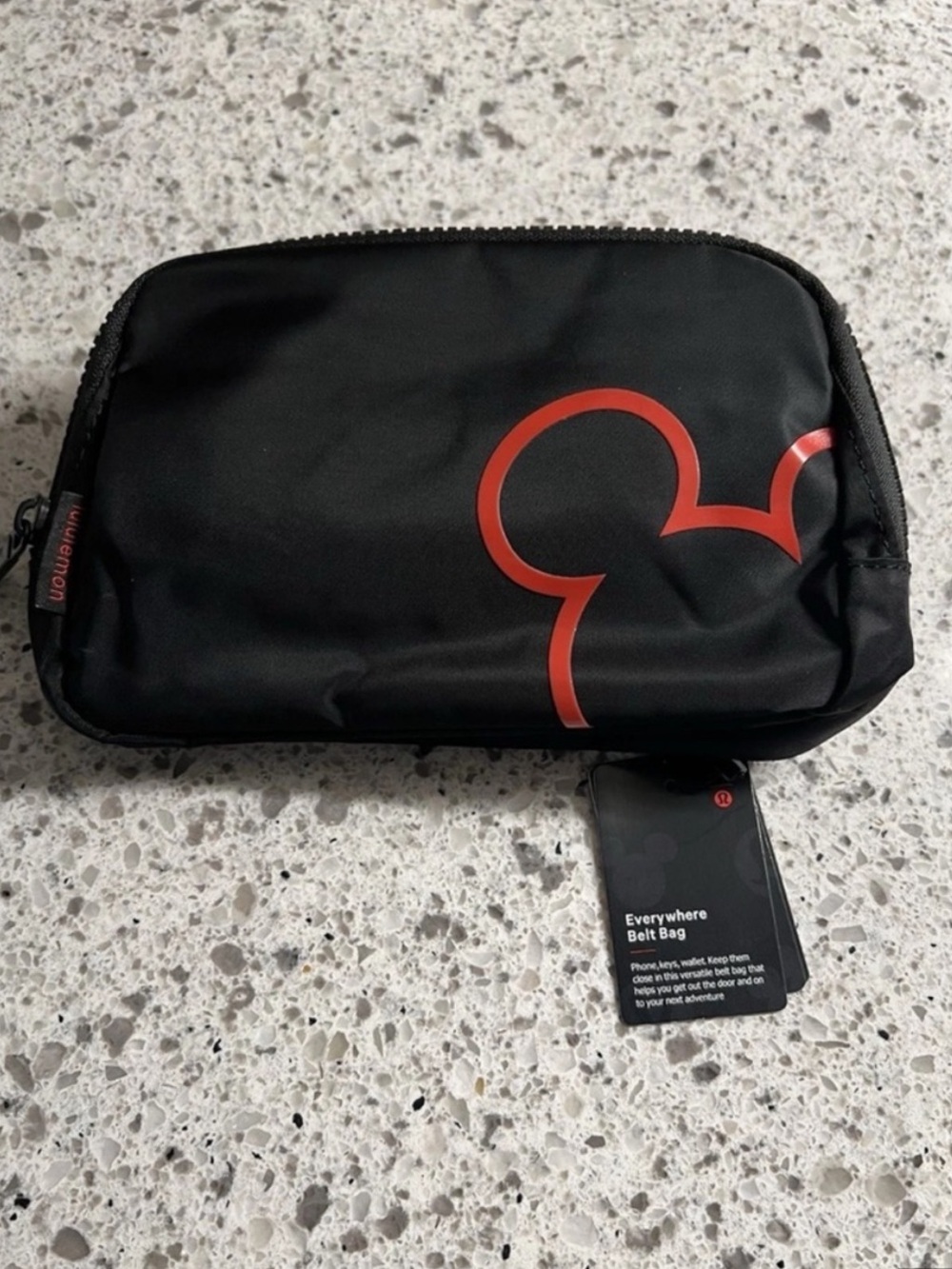 Lululemon gym bag crossbody Fanny belt Red Mickey Outline waist pouch 1L Disney